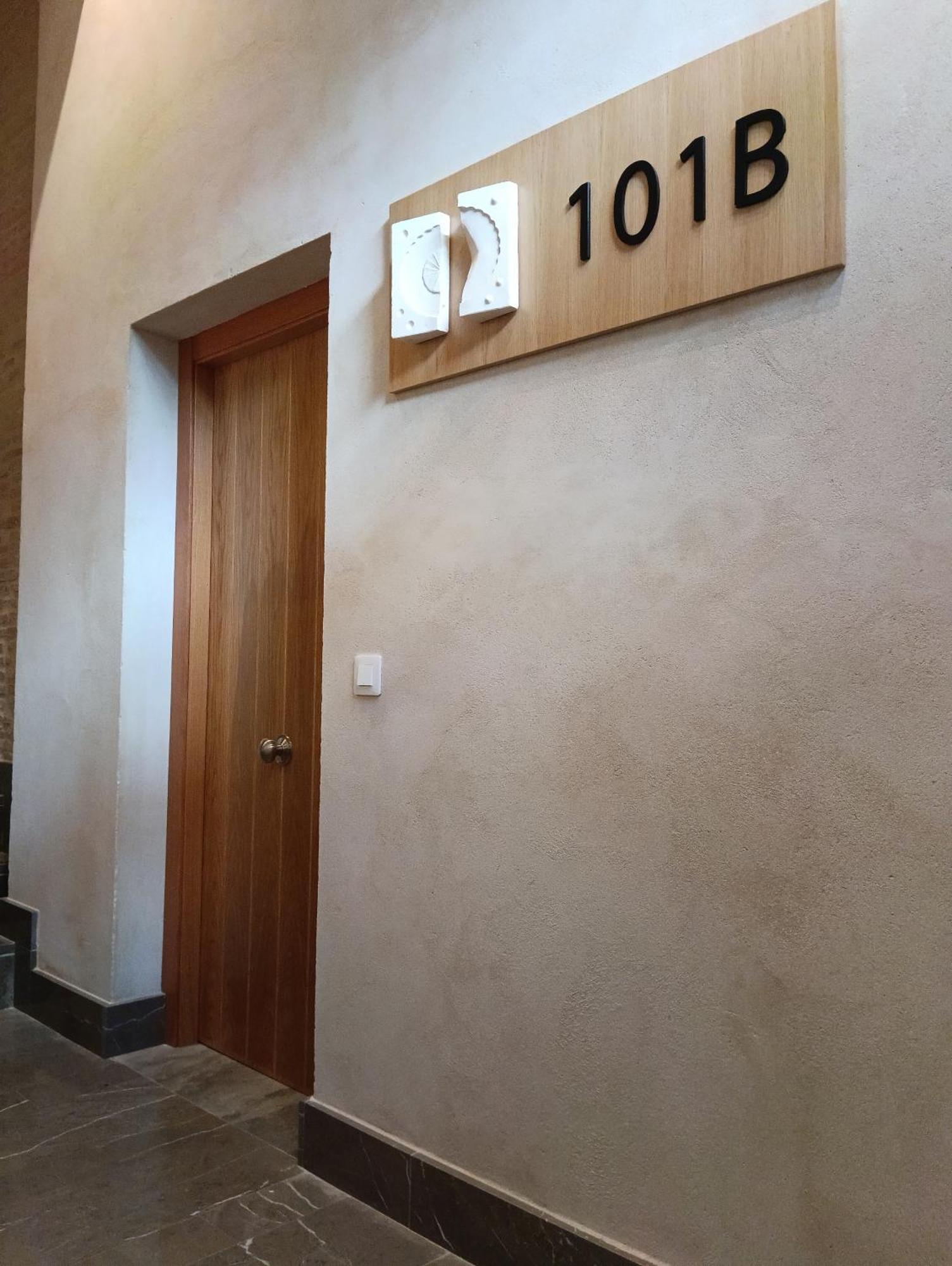Terra Triana Apartments Севилья Экстерьер фото