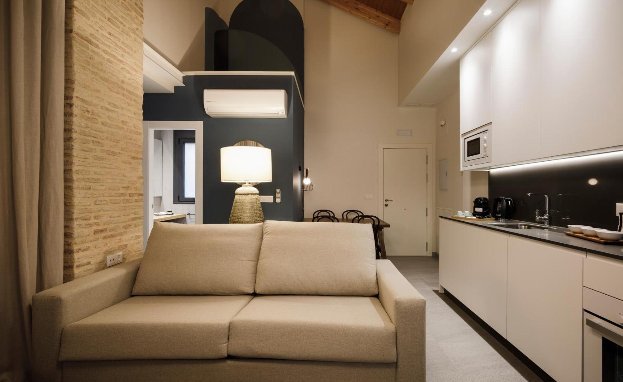 Terra Triana Apartments Севилья Экстерьер фото