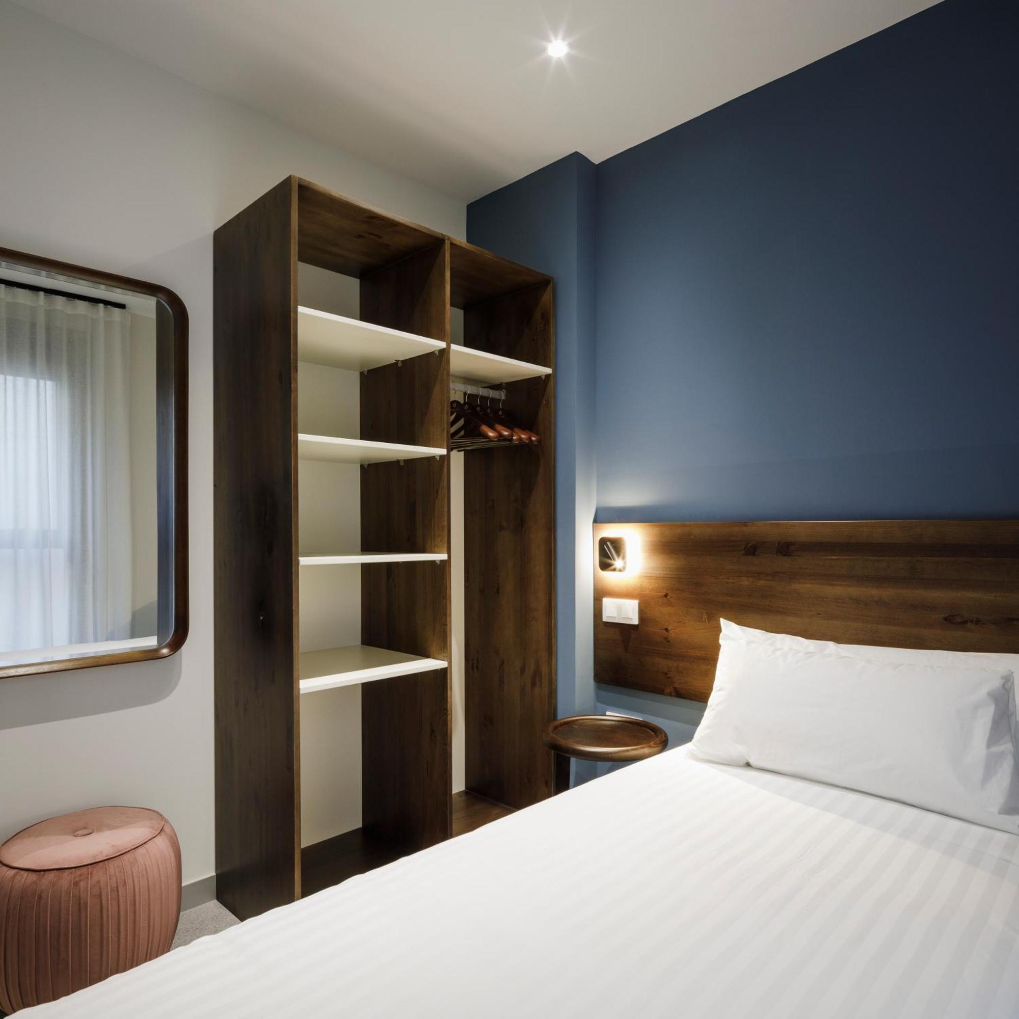 Terra Triana Apartments Севилья Экстерьер фото