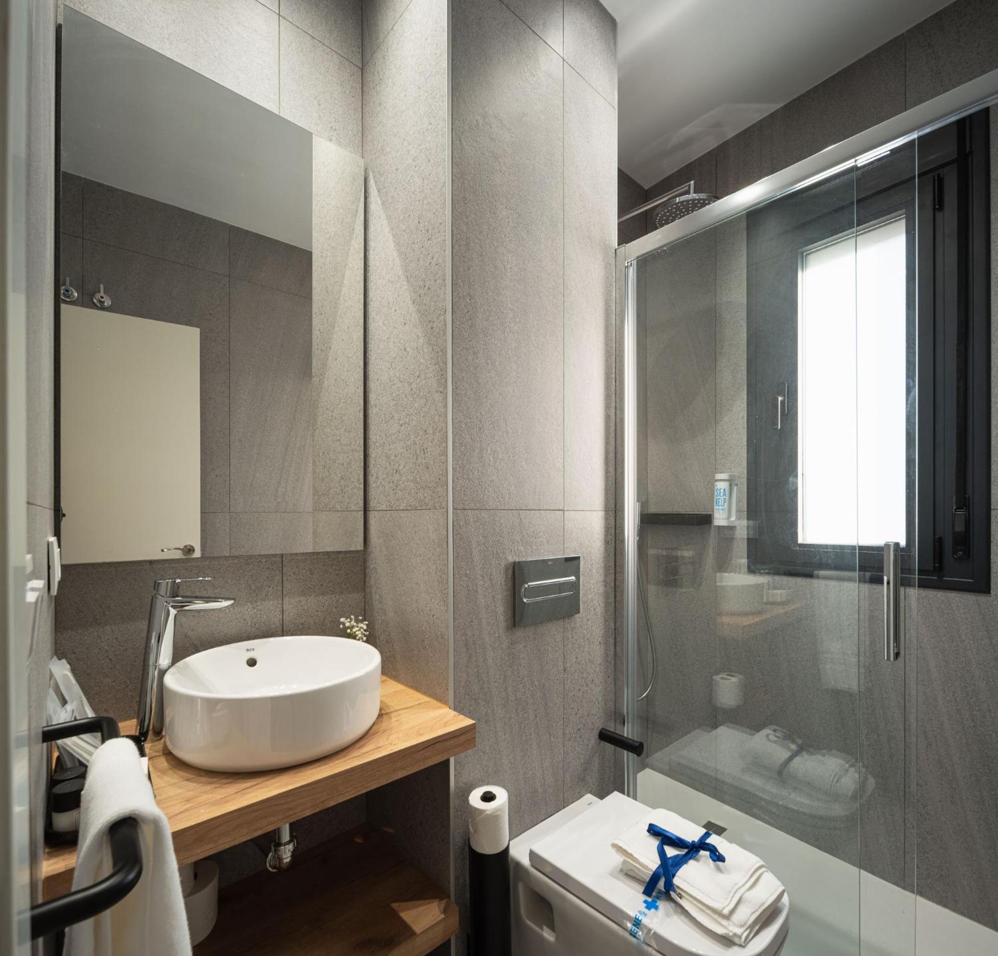 Terra Triana Apartments Севилья Экстерьер фото