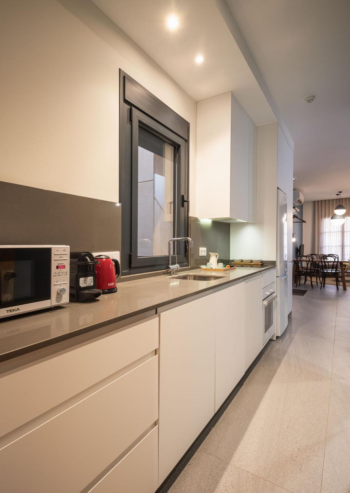 Terra Triana Apartments Севилья Экстерьер фото