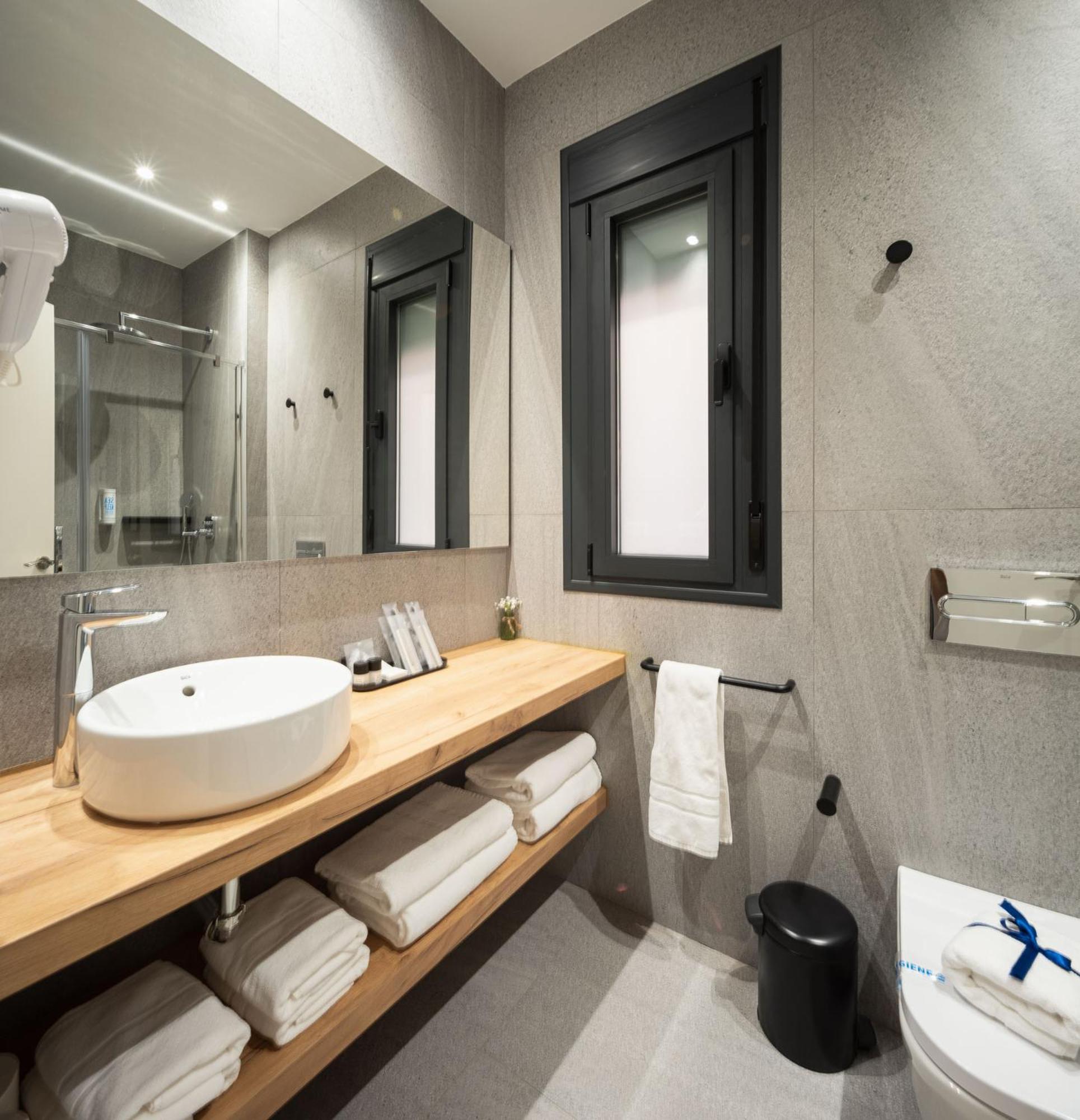 Terra Triana Apartments Севилья Экстерьер фото